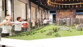 İlk günden ev kuyruğu!