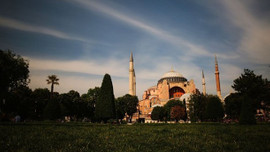 Ayasofya ibadete açılacak mı?