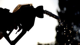 Akaryakıtta indirim pompa fiyatlarına yansımayacak