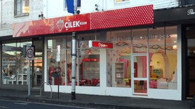 Çilek Avustralya'da mağaza açtı 