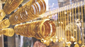 Altının sağı solu belli olmuyor!