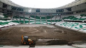 Bursa Timsah Arena’da sıra çimlere geldi