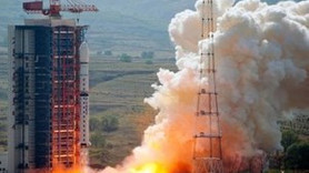 Çin uzaya iki uydu gönderdi