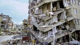 Üsküdar'da 5 katlı bina çöktü