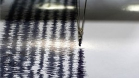 Yüksekova ve Akdeniz'de deprem