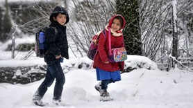 Bartın'da kar yağışı nedeniyle okullar 2 gün tatil edildi
