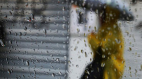 Meteoroloji İstanbulluları uyardı! Sağanak yağmur geliyor hava 8 derece soğuyacak