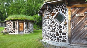 Bildiğiniz beton evleri unutun! İşte kütükten yapılan evler