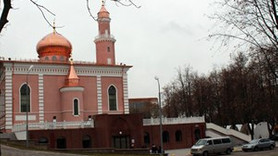 54 yıl önce yıkılan Minsk Camii yeniden inşa edildi