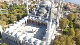 Tarihi Sultanahmet Camii'nde minare restorasyonu tamamlanadı