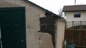 Harabe kulübeyi küçük saraya çevirdiler!