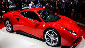 Yeni yatırım aracı: Ferrari...