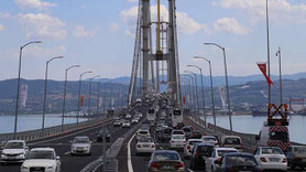 Osmangazi Köprüsü'ne araç akını! 5 günde 400 bin araç geçti