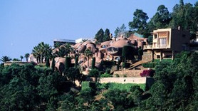 Moda dünyasının 1 milyar 365 milyon liralık evi satışta...