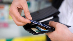 Kredi kartı kullananlara müjde! Yasak kalkıyor cep telefonuna 6 markete 4 taksit