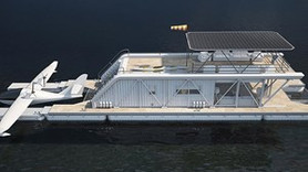 Bu elektrikli tekne adeta yüzen bir ev