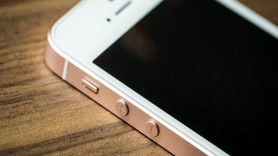 Apple yeni iPhone'u çıkardı: iPhone SE128 GB!