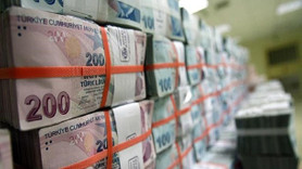 Hazine 1.5 milyar lira borçlandı