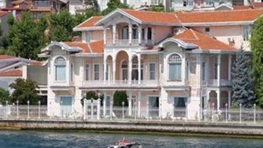 İstanbul'un en pahalı villası satışa çıkıyor