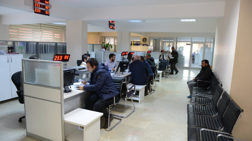 Dar gelirli vatandaş 'ev'e koştu! 250 bin başvuru