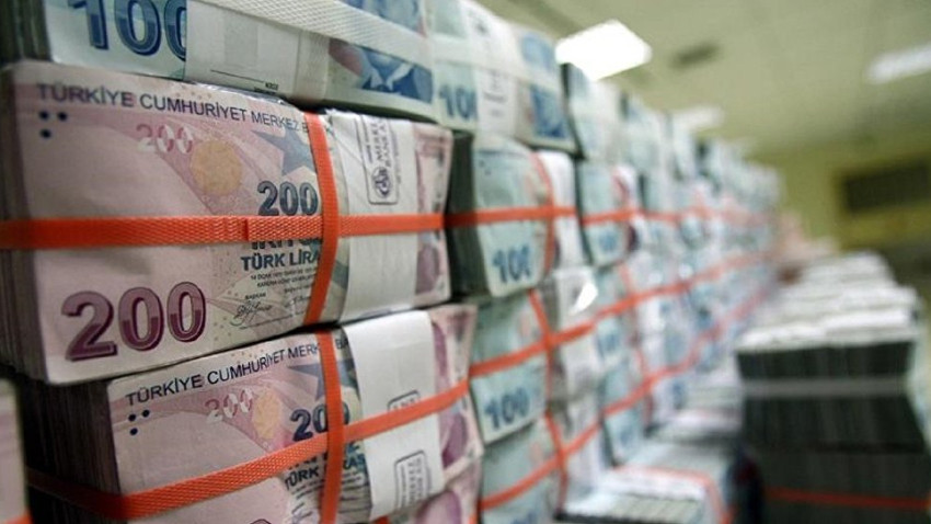 Hazine 5.4 milyar lira borçlandı