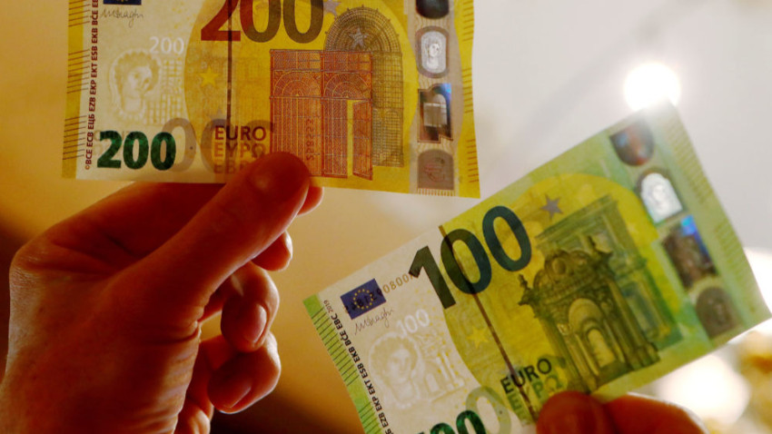 Euro dolar karşısında 3 ayın yükseğini gördü
