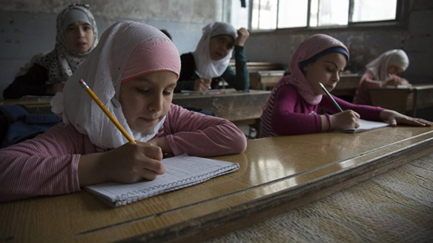Suriyeli çocuklara Türkçe sınıfı