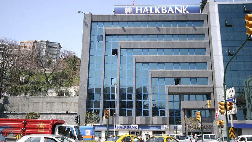 Fitch'e göre Türkiye'nin en kırılganı Halkbank