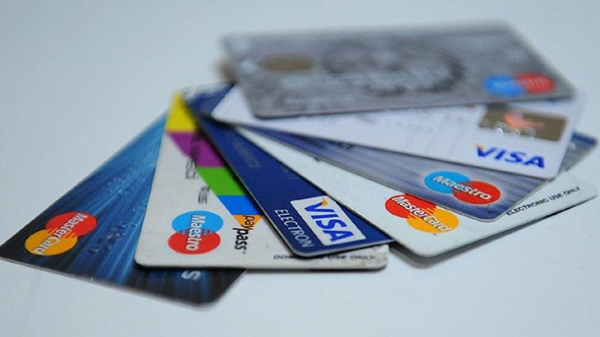 Merkez kredi kartı faiz oranını indirdi