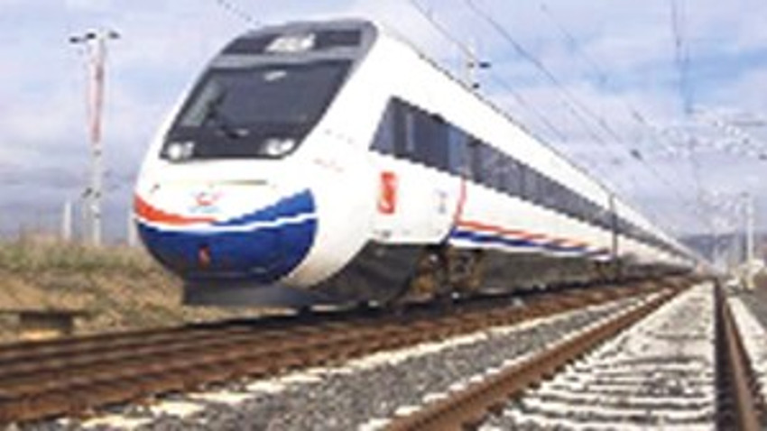 Ankara - İzmir hızlı treninde imzalar atılıyor