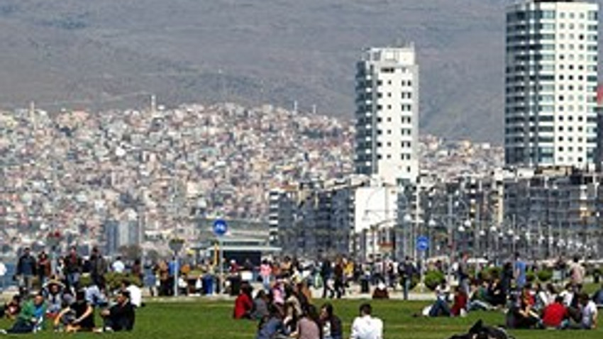 İzmir'de sıcak hava izni 