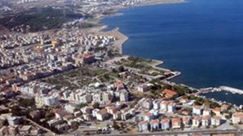 İzmir’de kentsel dönüşümle 313 bin konut yıkılacak!