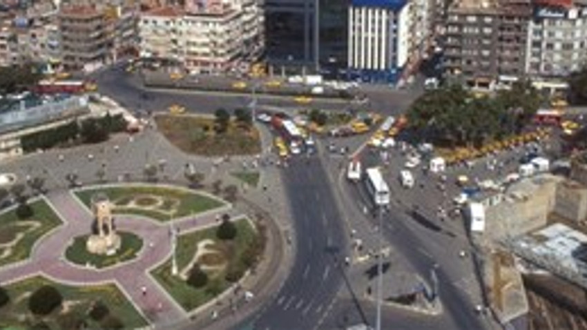 Taksim'de trafik çilesi bitecek.