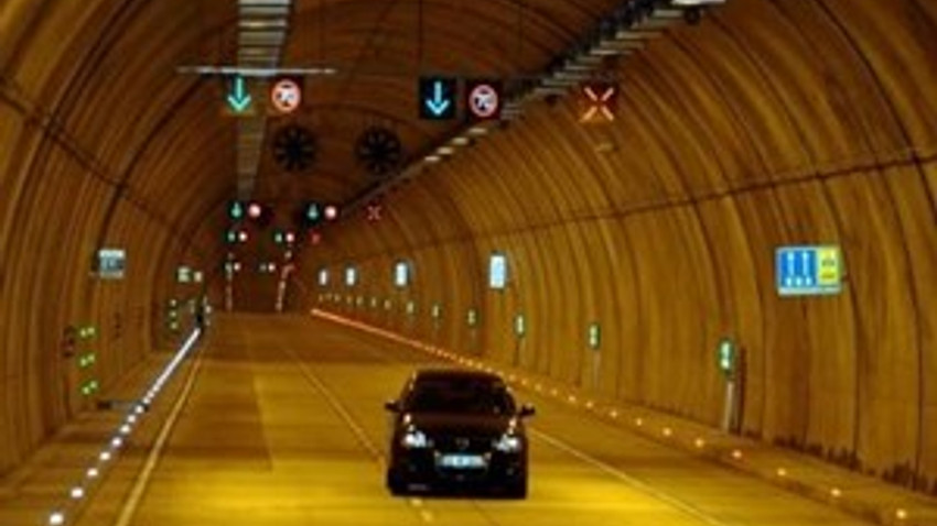 İstanbul'da üç tünel trafiğe kapatılıyor!