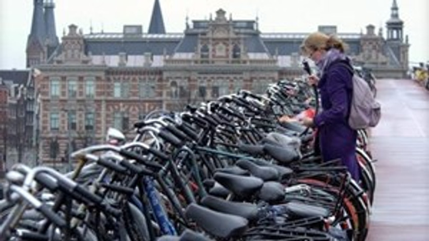 Amsterdam "dünyanın en iyi bisiklet şehri" seçildi!