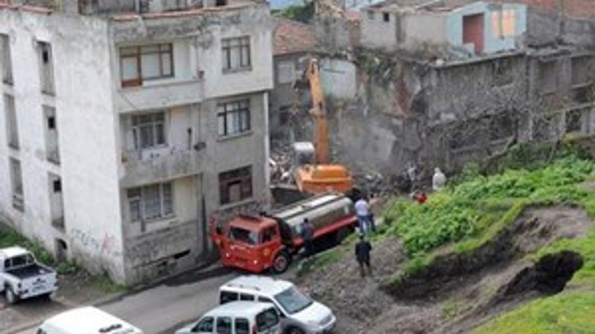 Tabakhane kentsel dönüşüm projesi'nde 220 bina yıkıldı