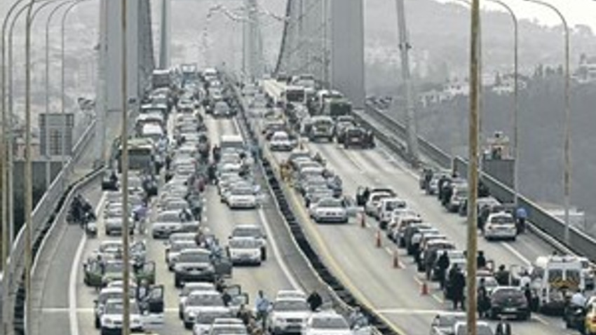 İstanbul'da trafik çilesi başlıyor