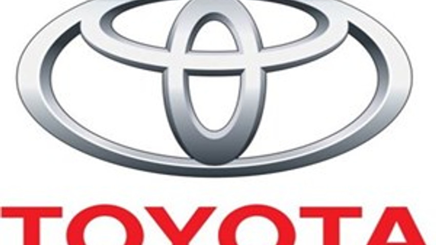 Toyota zirveyi kimseye bırakmaz!