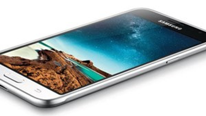 Samsung'tan hem akıllı hem de ucuz telefon