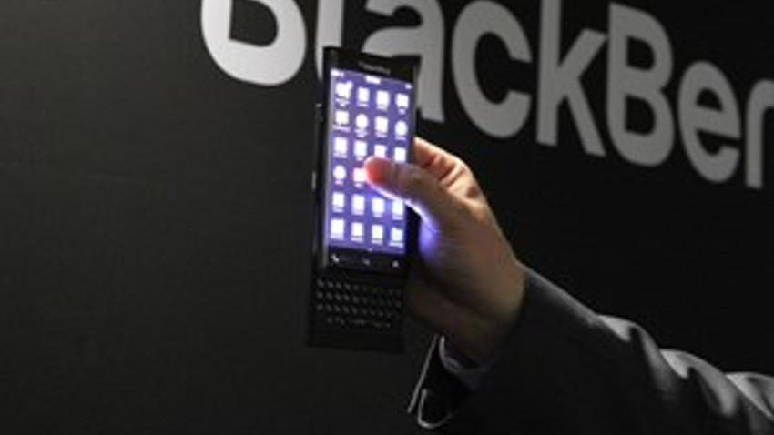 Blackberry, suskunluğunu pahalıya ödetecek!