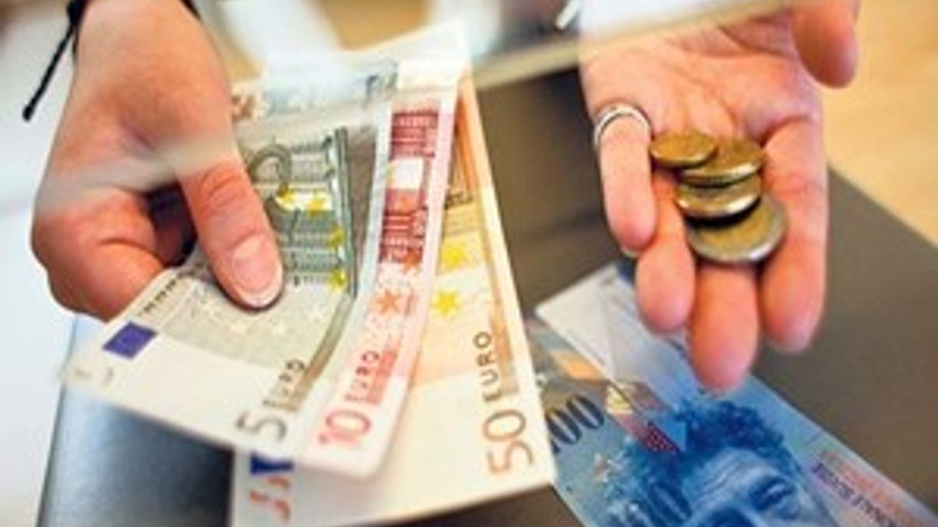 Serbest piyasada döviz fiyatları