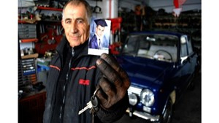 Cem Yılmaz'a bile satmamıştı bakın ne yaptı!