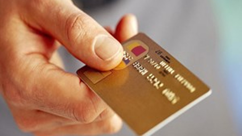 Dikkat sizin de başınıza gelebilir! Kart aidatını istedi, mahkemelik oldu