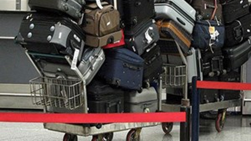 Bavul ticareti yarıya indi