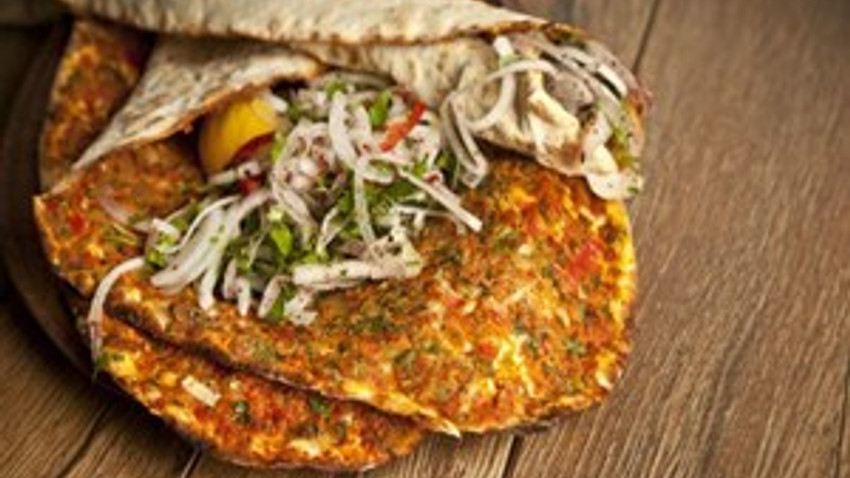 Firmalar mesajla pazarlama telaşında! Lahmacunla izin istiyorlar