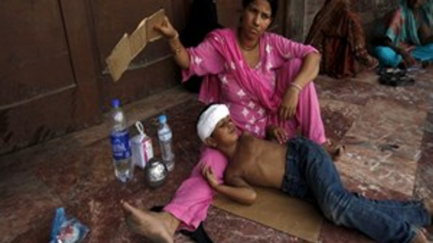 Pakistan'da acı bilanço: 572 ölü!