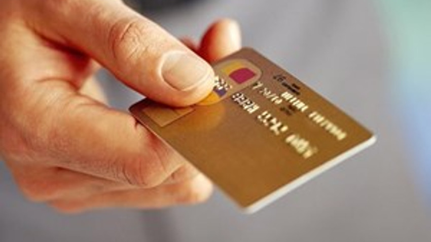 Kredi kartı kullananlar dikkat! Hesabınızdan para çekilebilir