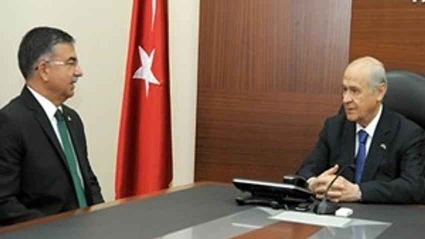 Ak Parti-MHP koalisyonunun kapısı aralandı mı?