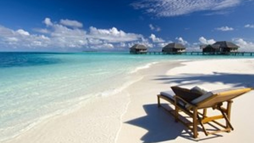 Maldivler'de ada sahibi olmak isteyen var mı?