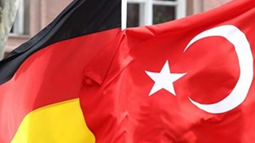 Almanya'dan Türkiye'ye gidecek turistlere uyarı